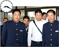 도노우라본교에 등교