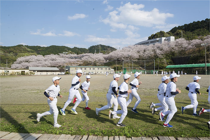 明徳義塾高校野球部のグラコン